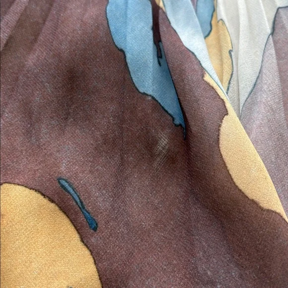 Wilfred pleated skirt from Aritzia, featuring a watercolor-style iris print - Picture 9 of 12